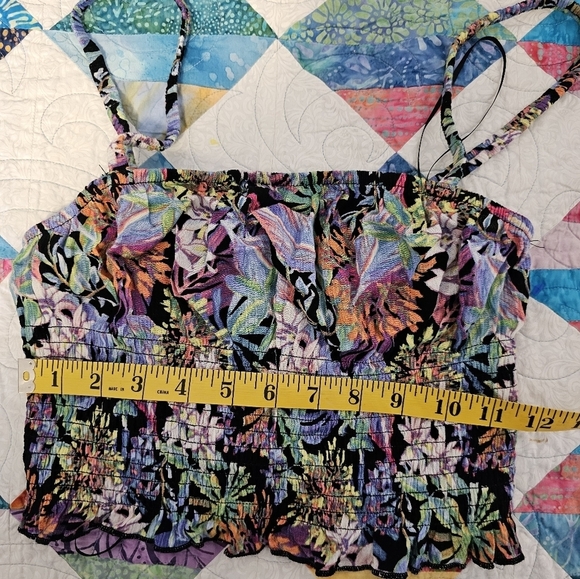 Hippie Rose Black Floral Cropped Tank Women's Size Small NWT - Picture 2 of 8